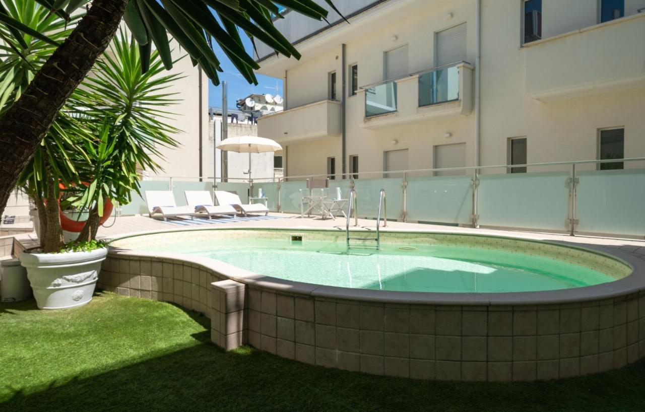 Residence Capitol Cattolica Exterior photo