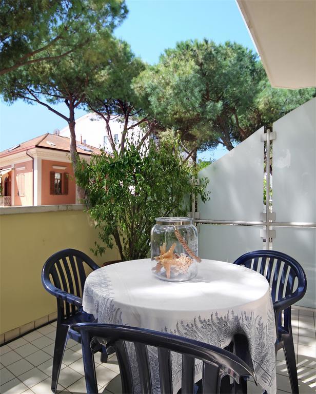 Residence Capitol Cattolica Exterior photo