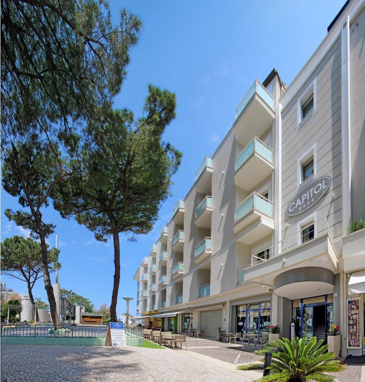 Residence Capitol Cattolica Exterior photo